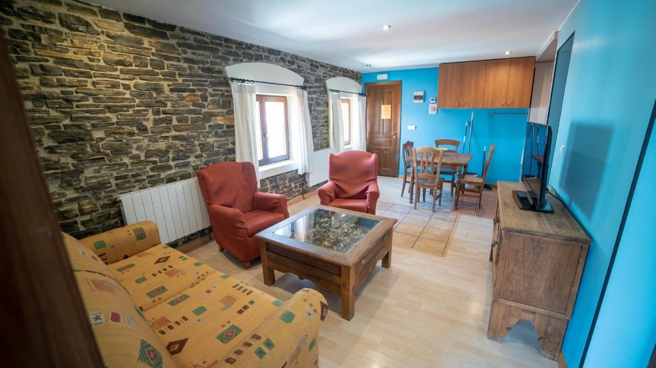 Hotel Rural Los Cerezos De Yanguas מראה חיצוני תמונה