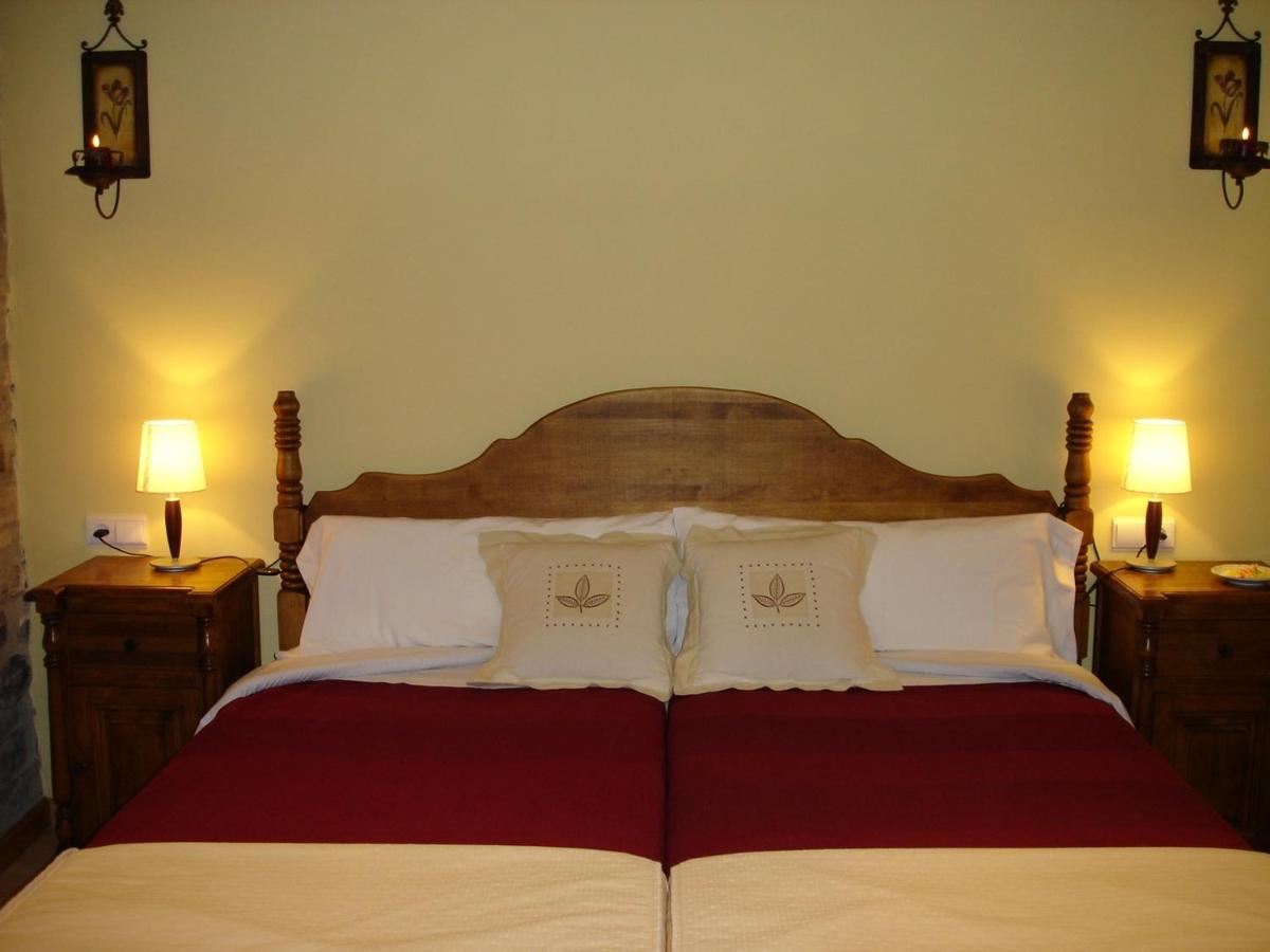 Hotel Rural Los Cerezos De Yanguas מראה חיצוני תמונה
