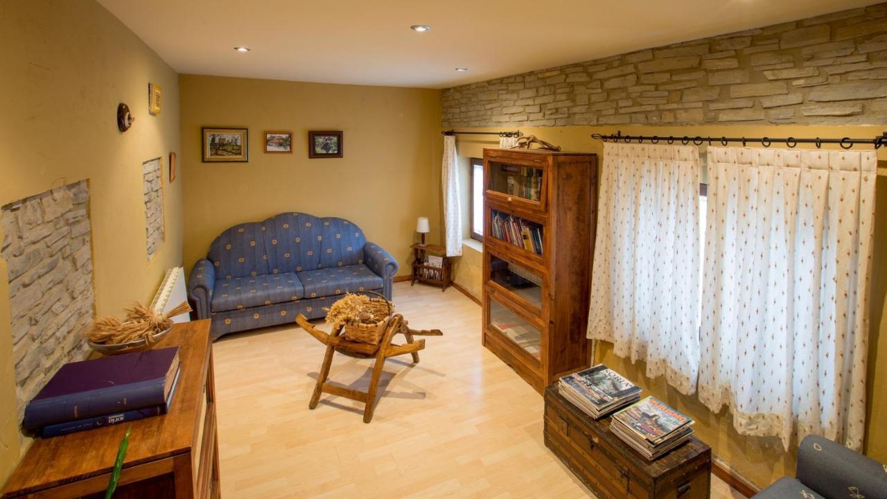 Hotel Rural Los Cerezos De Yanguas מראה חיצוני תמונה